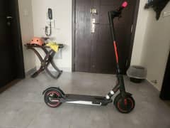 Xiaomi M365 electric scooty 15km mileage top speed 25KM/H