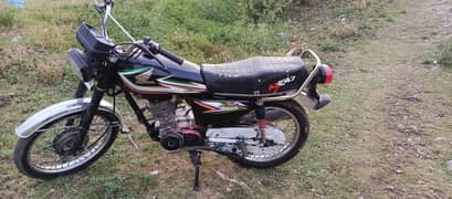 125cc Lahore No All documents ok