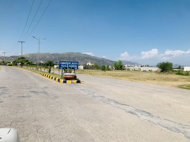 Plot For Sale in Soan Garden Level Plot on Investor Price 5