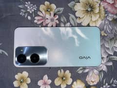 fresh and family used vivo y18 model with 6 gb ram and 128 gb storage