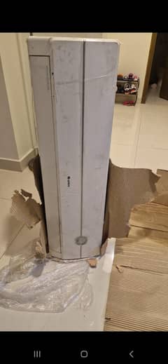1.5 Ton Gree non inverter AC