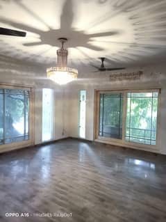 BEAUTIFUL HOUSE IN MAIN GATED COMPOUND