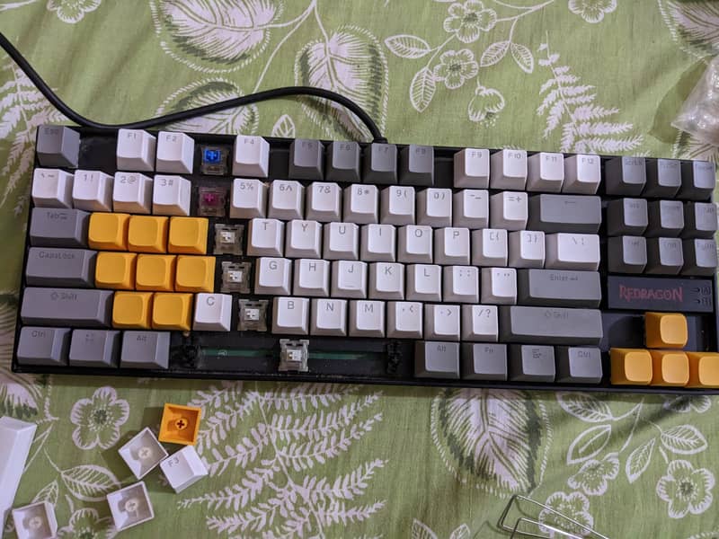 redragon k552 kumara moded keyboard mechanical custom keycaps & switch 2