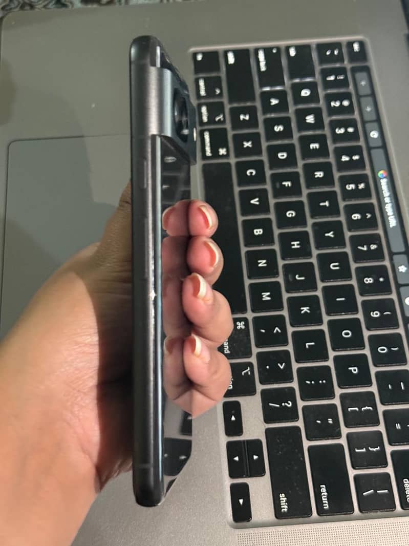Google Pixel 8, 10/10 In working condition with no issues at all. 6