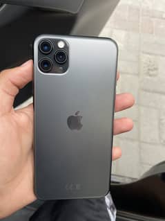 iPhone 11pm max water pack