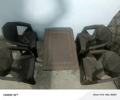 4 chairs and 1 table set for sale urgently