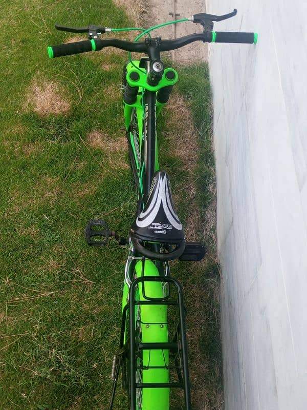 very clean | new condition ,with no problem| very strong | very tidy 5