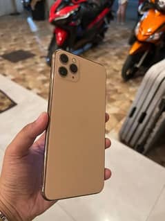 iPhone 11pro max 256 GB 03230374234 my what'sap number