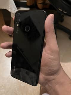 Huawei Nova 3i 4/128 pta approved read ad
