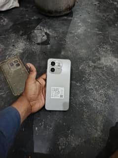INFNIX SMART 9 4+4 GB RAM 128 GB ROOM