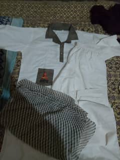 Aspire College Uniform Girl XL size Look like new
