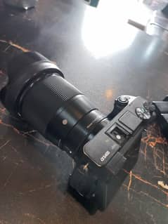 Sony 6400 with 16mm  16mm lens  3 Batery  Single charger dual charger