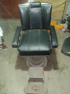 Urgent Sale – Hair Cut Chair | Only 18,000