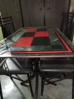 4 person dining table