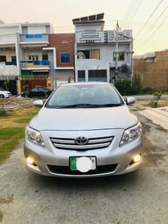 Toyota corolla altis cruisetronic 2011.