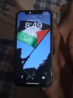 Iphone 11 all ok face id working true tone ok lcd gallas brake