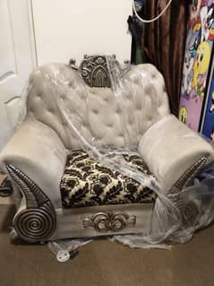 4 seater Shahi Sofa set