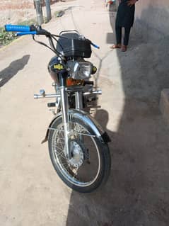 03280605356 2022 model Honda cg 125 total geniune urgent for sale