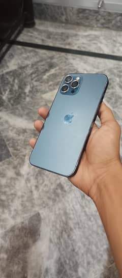 Exchange Iphone 12 pro max , 128 GB , factory unlocked Read add