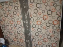 queen size used matress sale urgent