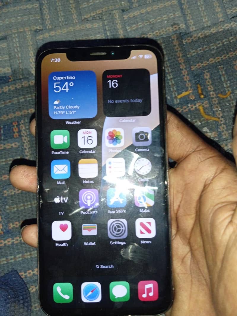 iPhone XS 10by10 all ok set non pta but sim working 2