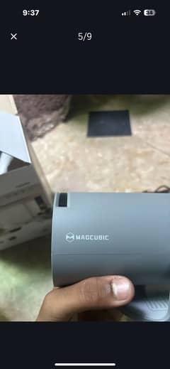 MEGCUBIC Projector