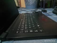 Core i3 4th Generation.  4gb ram nd 128gb ssd