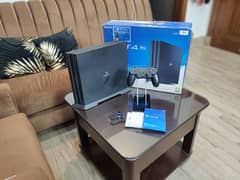 PS4 PRO 1 TB, 9/10 Never open or repaired with box and all accessories
