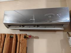 1.5 ton Gree invertor a. c