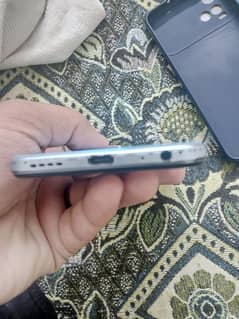 VIVO Y33S 8+4, (128 GB)