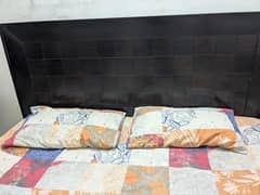 King Size Beg 9/10 Condition  No side tables