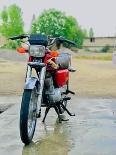 125