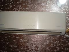 Orient AC urgent sale