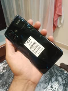 box pack ha 2 din pehly liya ha emergency k liay sale krna pr rha ha