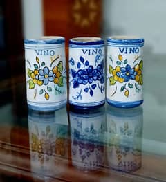 Vintage Hand-Painted Ceramic Vino Holders – Set of 3