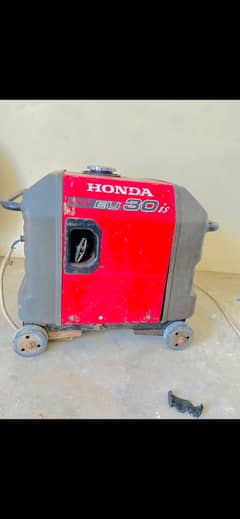 Honda EU3000IS.   Generator