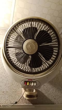 Royal Bracket Fan. 100% Copper winding
