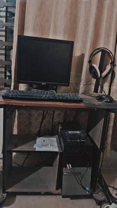 Gaming PC and LCD
