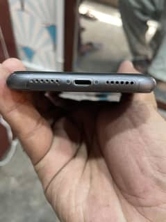 iPhone11 / 128GB