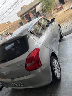 Suzuki Swift GL CVT