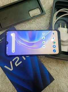 vivo v21e with box charge price fix