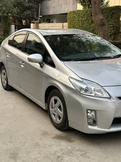 Toyota Prius 2010 G Touring Selection Leather Package 1.8