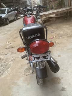 125