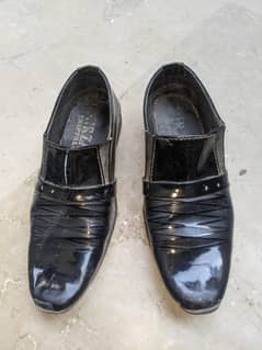 Shoe
