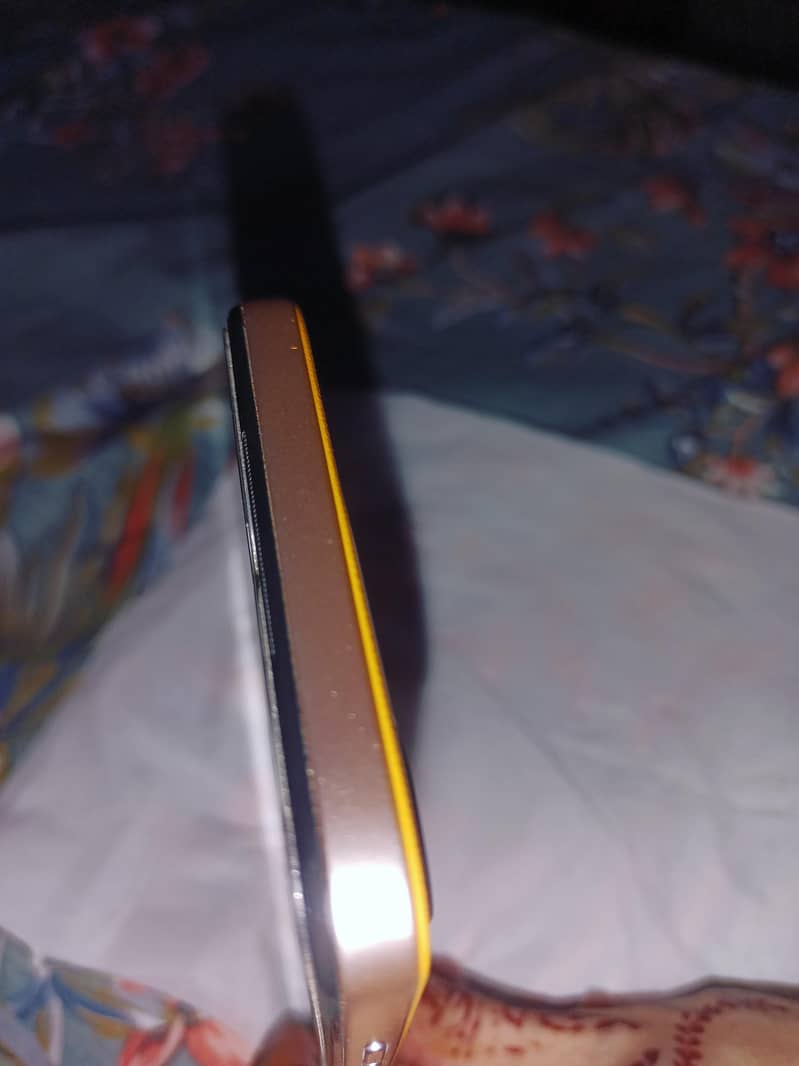 tecno spark 10 condition10/10 look like new 4