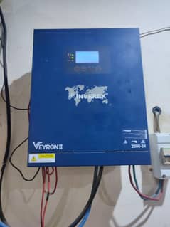 inverex vyeron 2 PV 3000 Solar Inverter  battery