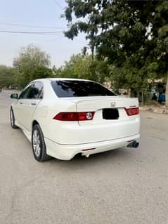 HONDA ACCORD 1ST OWNER PERL WHITE