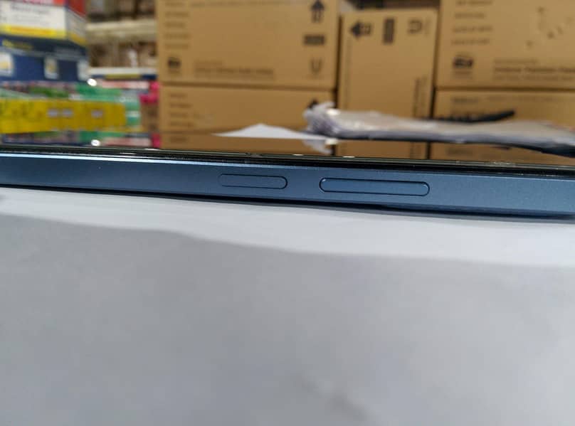 Realme C63 in warranty android 15 4