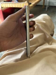 10/9 hai no any fault all ok sirf battery ka msla haii