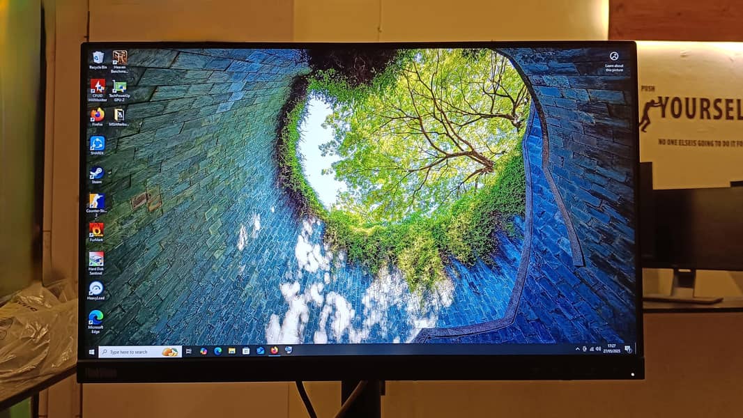Lenovo 2k monitor 24 inch Borderless Lcd / Led - Computer Components ...